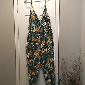 Spaghetti strapped multicolored romper